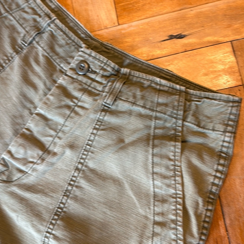 Imogene + Willie Olive Green Shorts